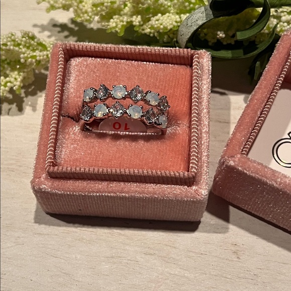 Bomb Party White Opal andCZ ring size 10 - Picture 3 of 4